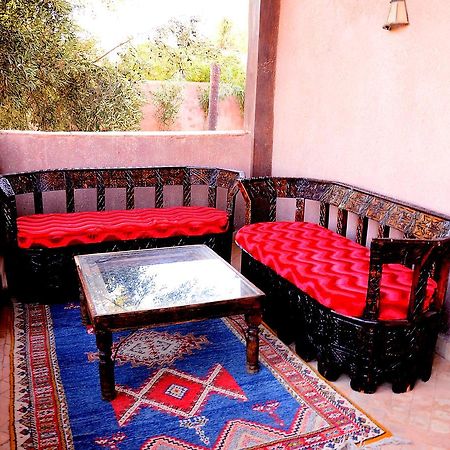 Latifa House Hotel Sbiti Exterior photo