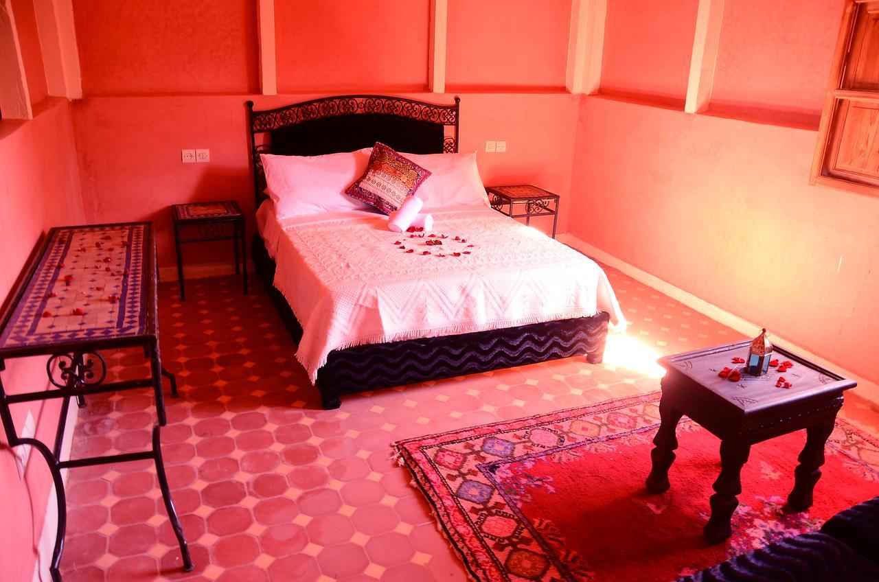 Latifa House Hotel Sbiti Exterior photo