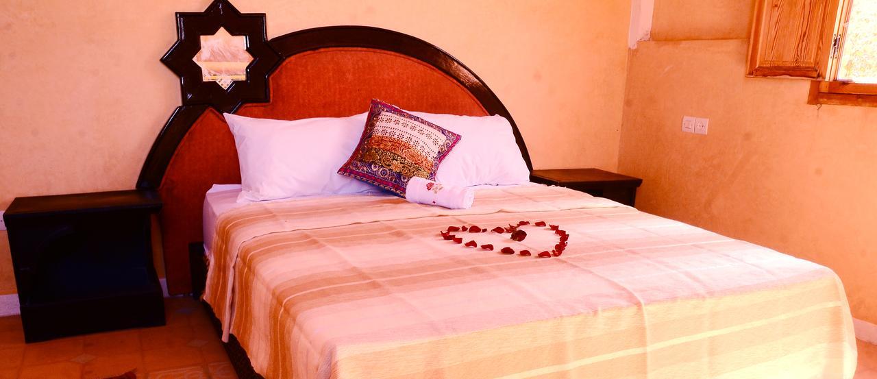 Latifa House Hotel Sbiti Exterior photo