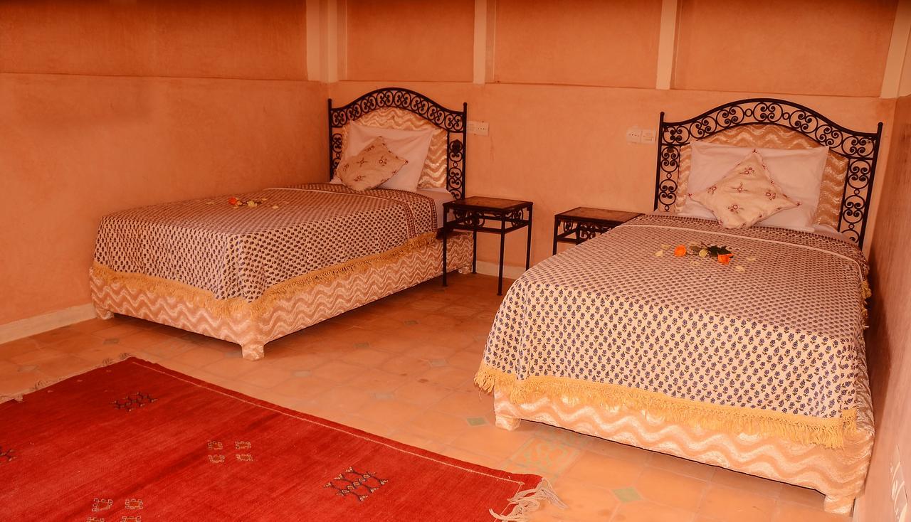 Latifa House Hotel Sbiti Exterior photo