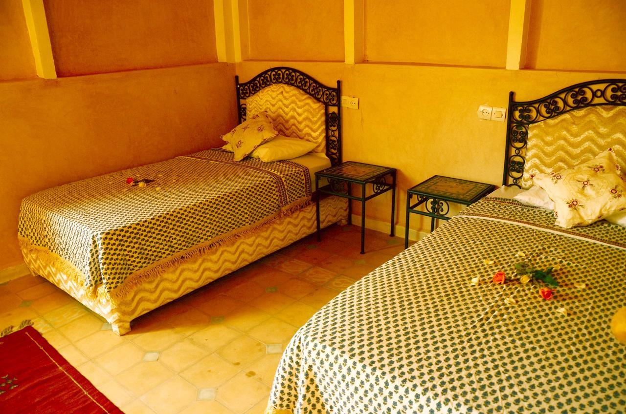 Latifa House Hotel Sbiti Exterior photo