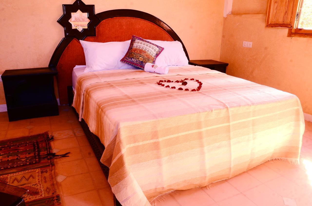 Latifa House Hotel Sbiti Exterior photo