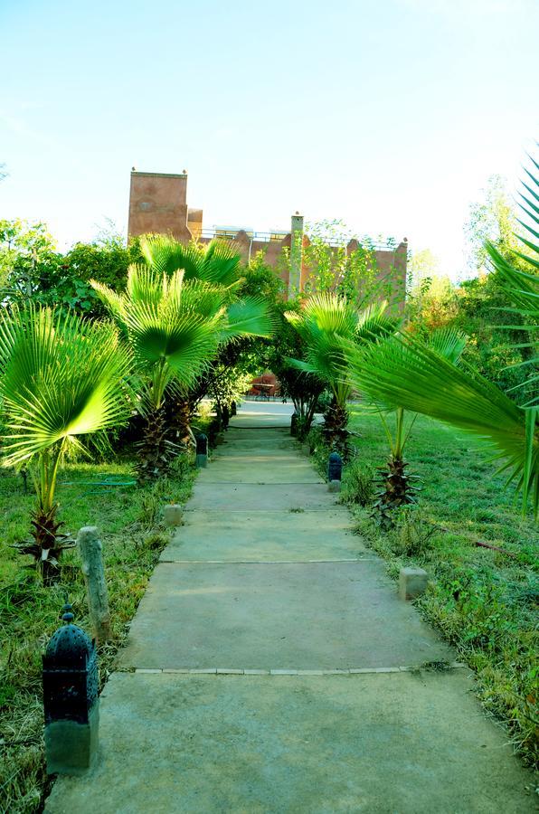 Latifa House Hotel Sbiti Exterior photo