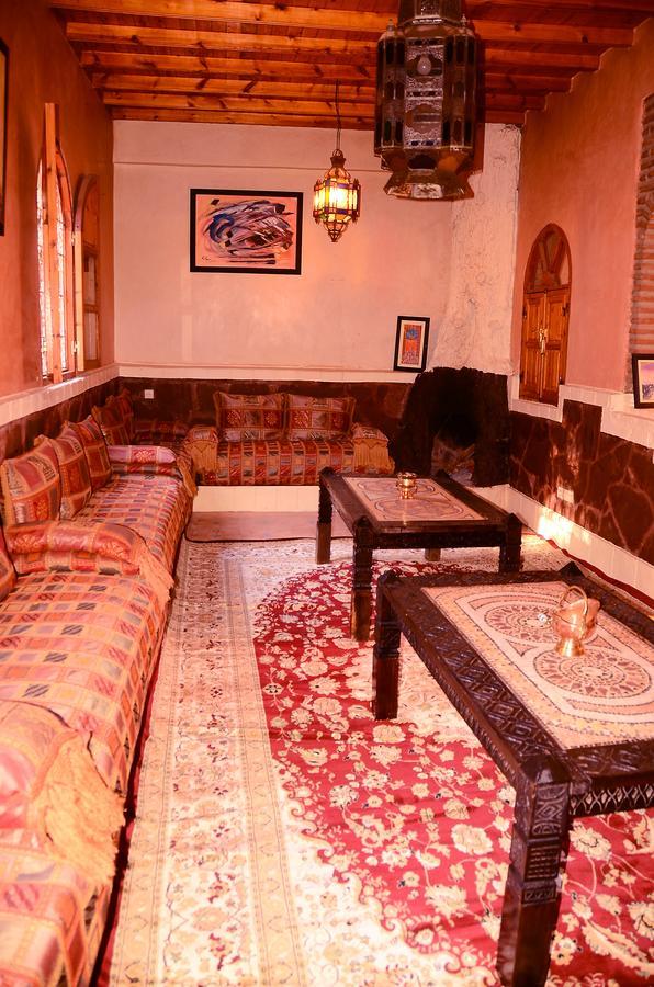 Latifa House Hotel Sbiti Exterior photo